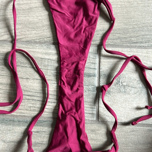 Zaful burgundy bikini set - Picture 6 of 7